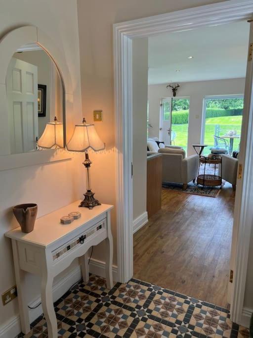 Adorable One Bedroom Apartment With Balcony Newtownards Luaran gambar