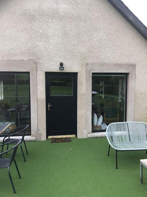 Adorable One Bedroom Apartment With Balcony Newtownards Luaran gambar